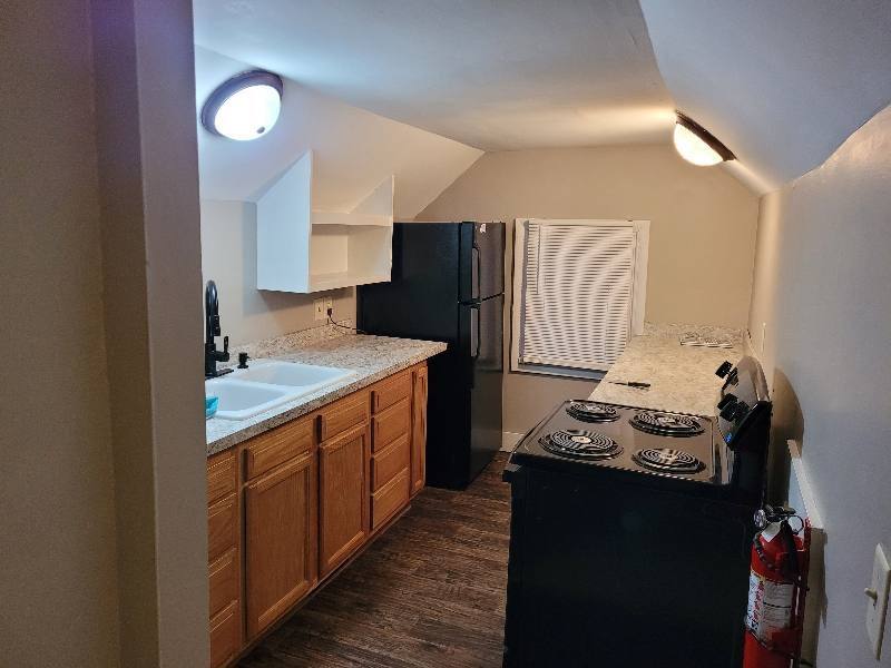Apartment for rent at 1010 N Pine St #B, Lansing, MI 48906