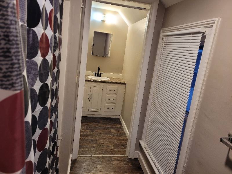 Apartment for rent at 1010 N Pine St #B, Lansing, MI 48906