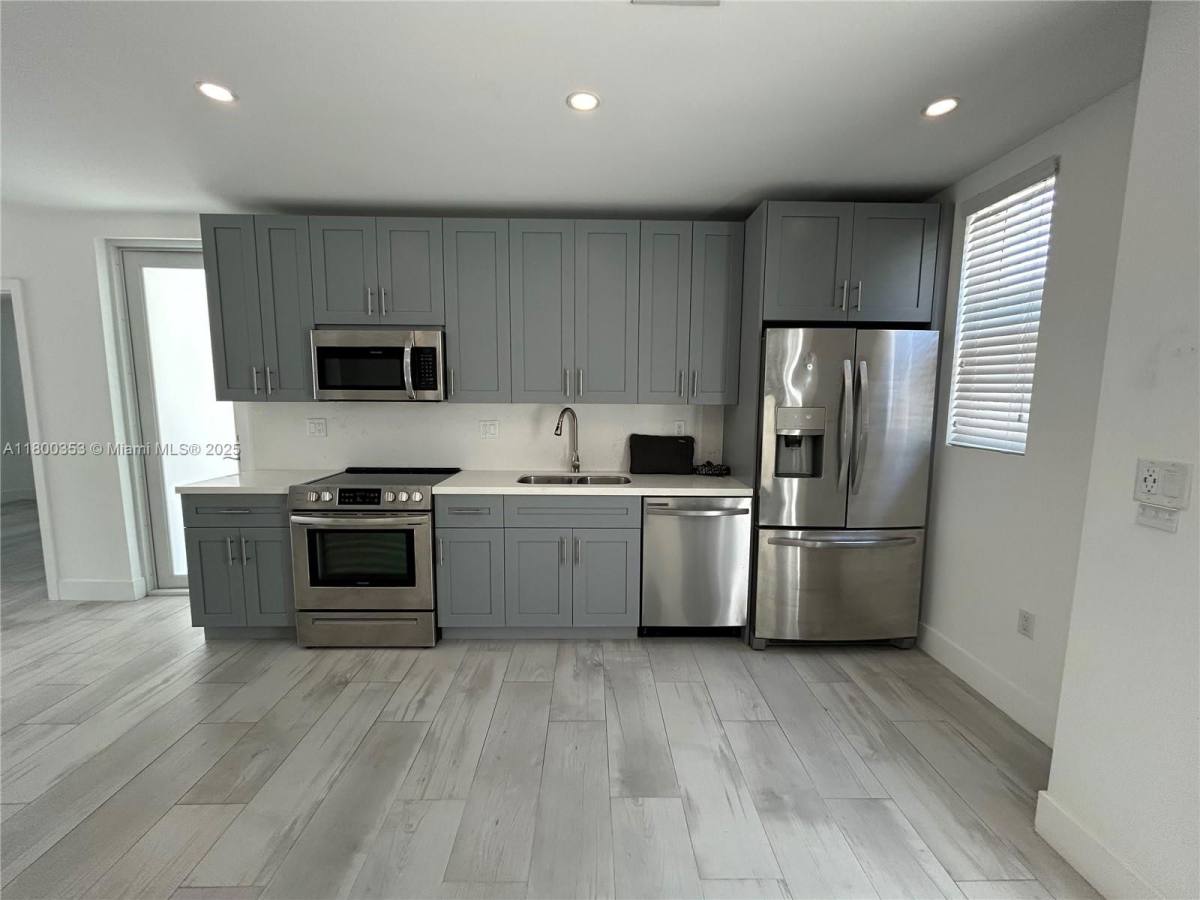 House for rent at 3823 Thomas Ave, Miami, FL 33133