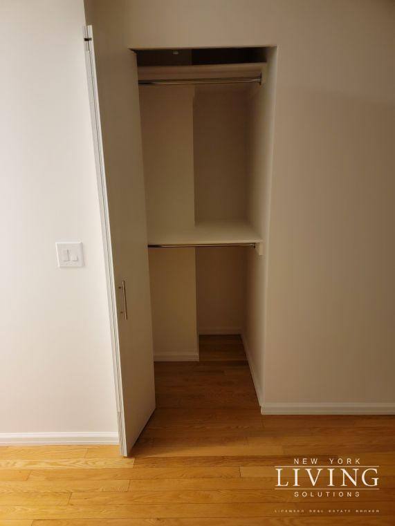 Apartment for rent at 4540 Center Blvd #506, Long Island City, NY 11109