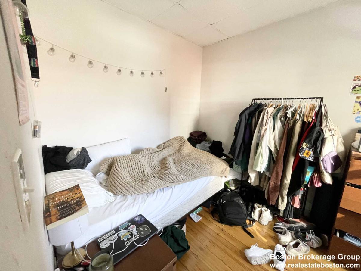 Apartment for rent at 1582 Tremont St, Roxbury Crossing, MA 02120