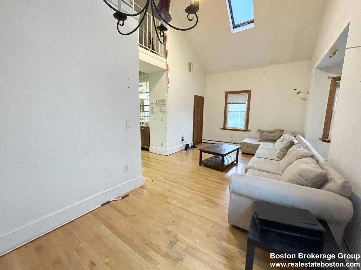 Apartment for rent at 1578 Tremont St, Roxbury Crossing, MA 02120