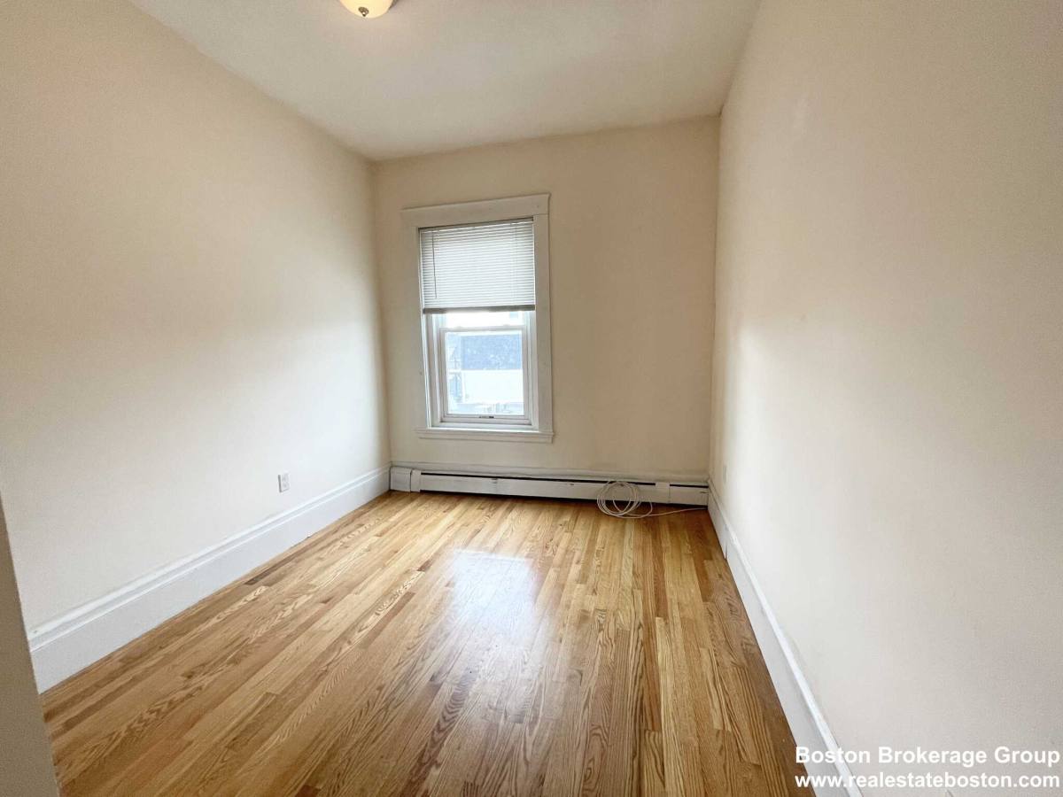 Apartment for rent at 102 L St, South Boston, MA 02127