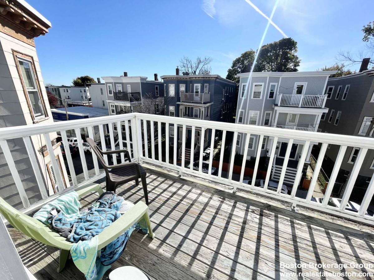 Apartment for rent at 19 Taft St, Dorchester, MA 02125