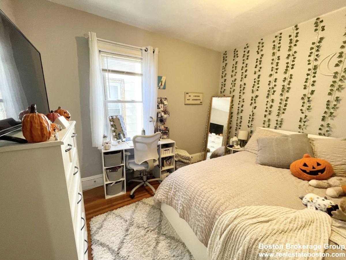 Apartment for rent at 19 Taft St, Dorchester, MA 02125