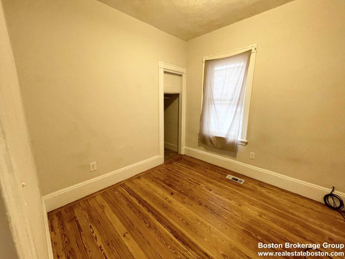Apartment for rent at 20 Wave Ave, Dorchester, MA 02125