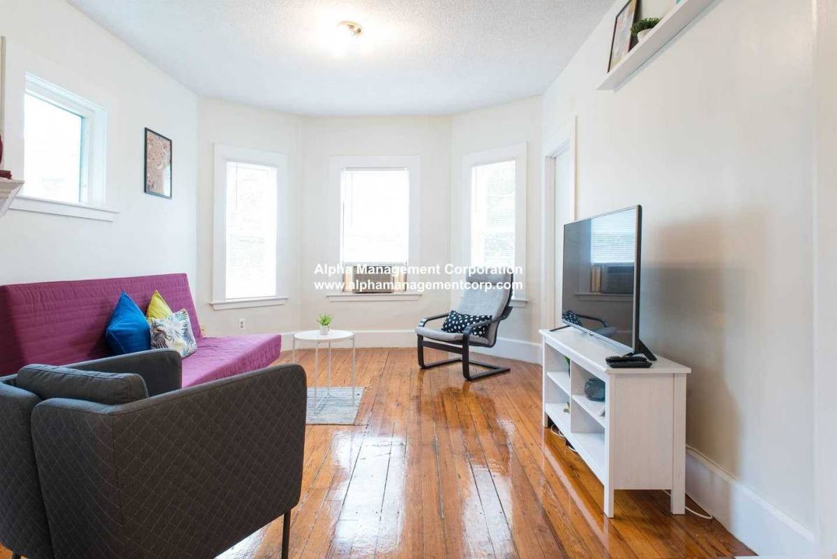 Apartment for rent at 133 Brook St, Brookline, MA 02445