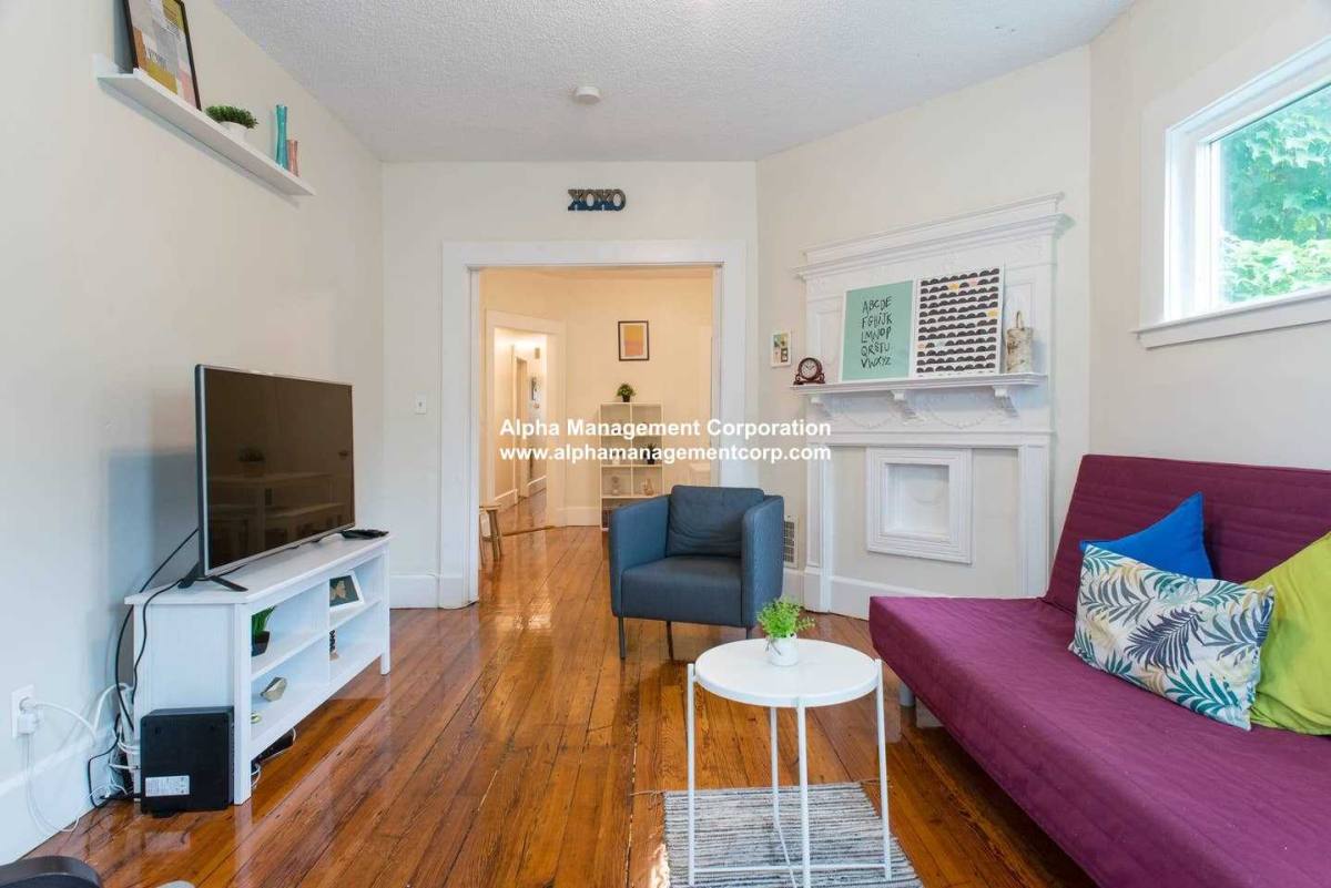 Apartment for rent at 133 Brook St, Brookline, MA 02445