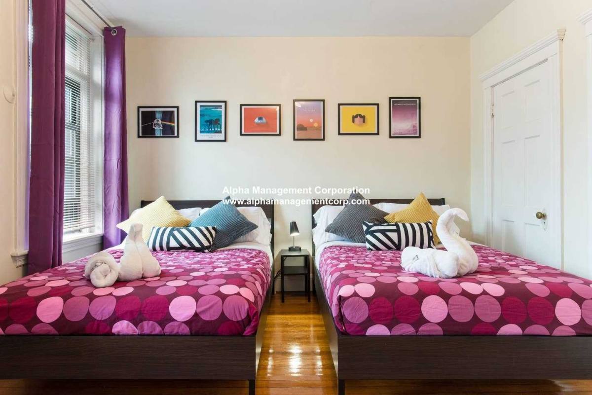 Apartment for rent at 1259 Beacon St, Brookline, MA 02446