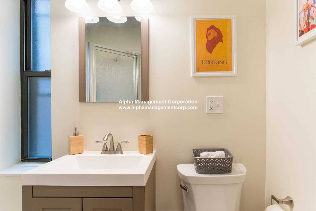 Apartment for rent at 1259 Beacon St, Brookline, MA 02446