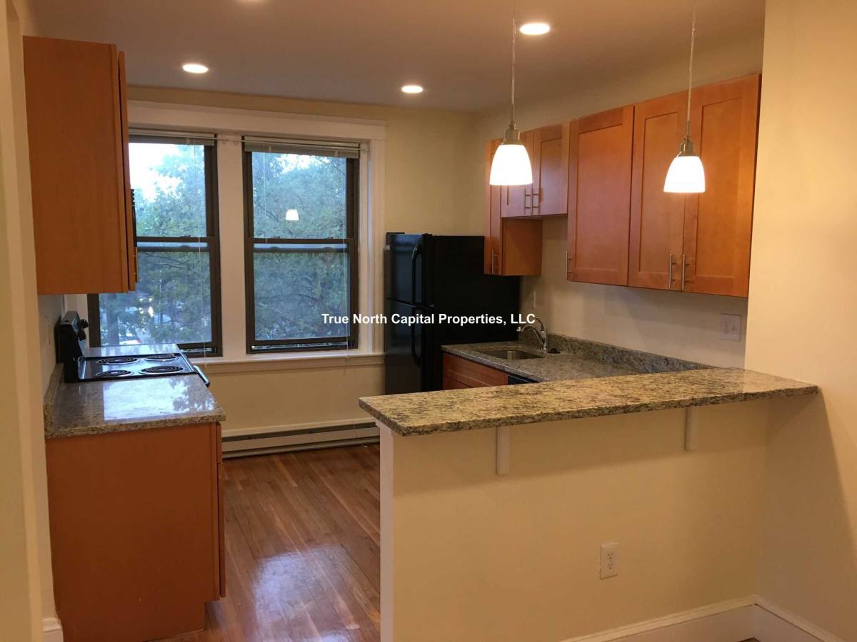 Apartment for rent at 389 Broadway, Somerville, MA 02145