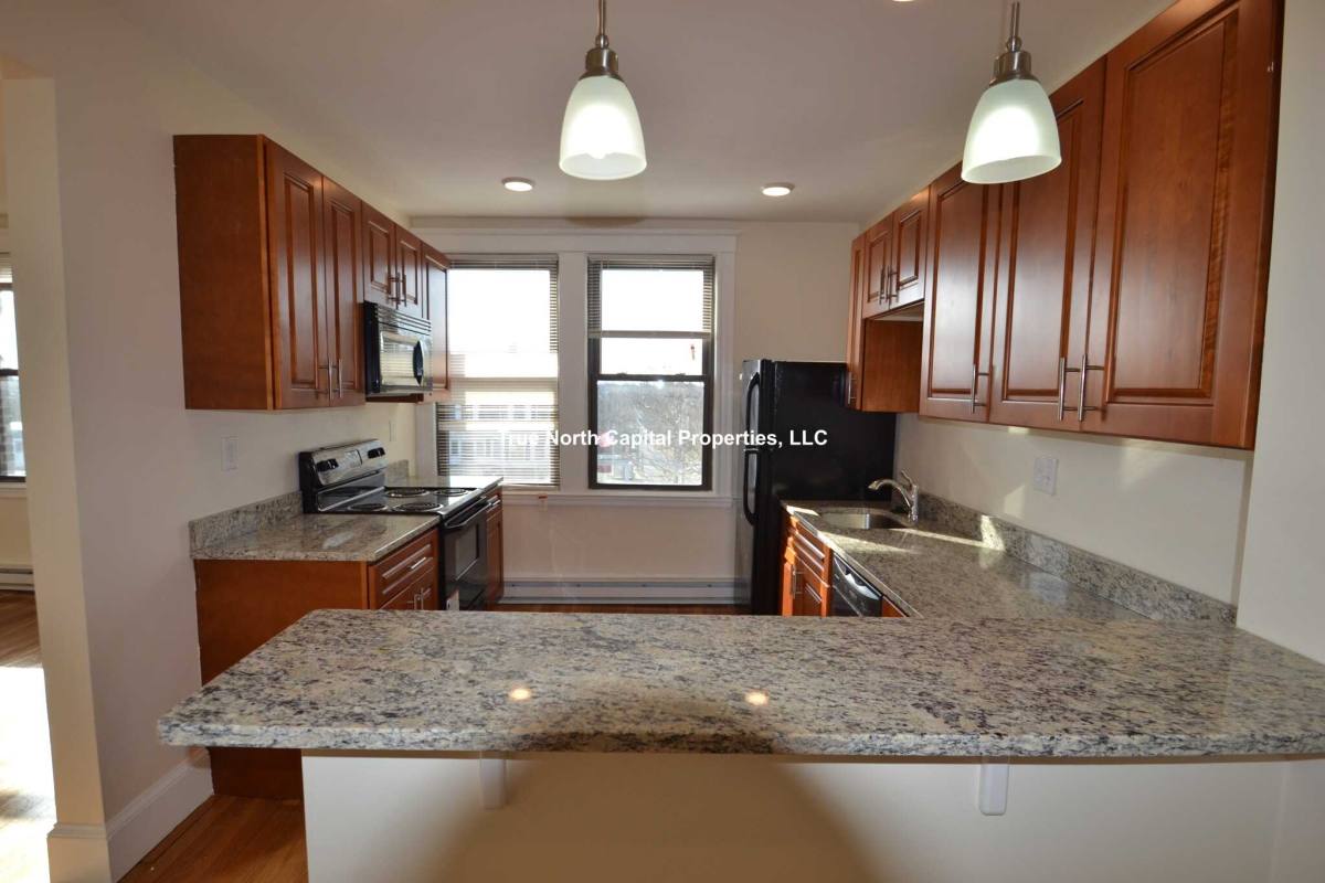 Apartment for rent at 389 Broadway, Somerville, MA 02145
