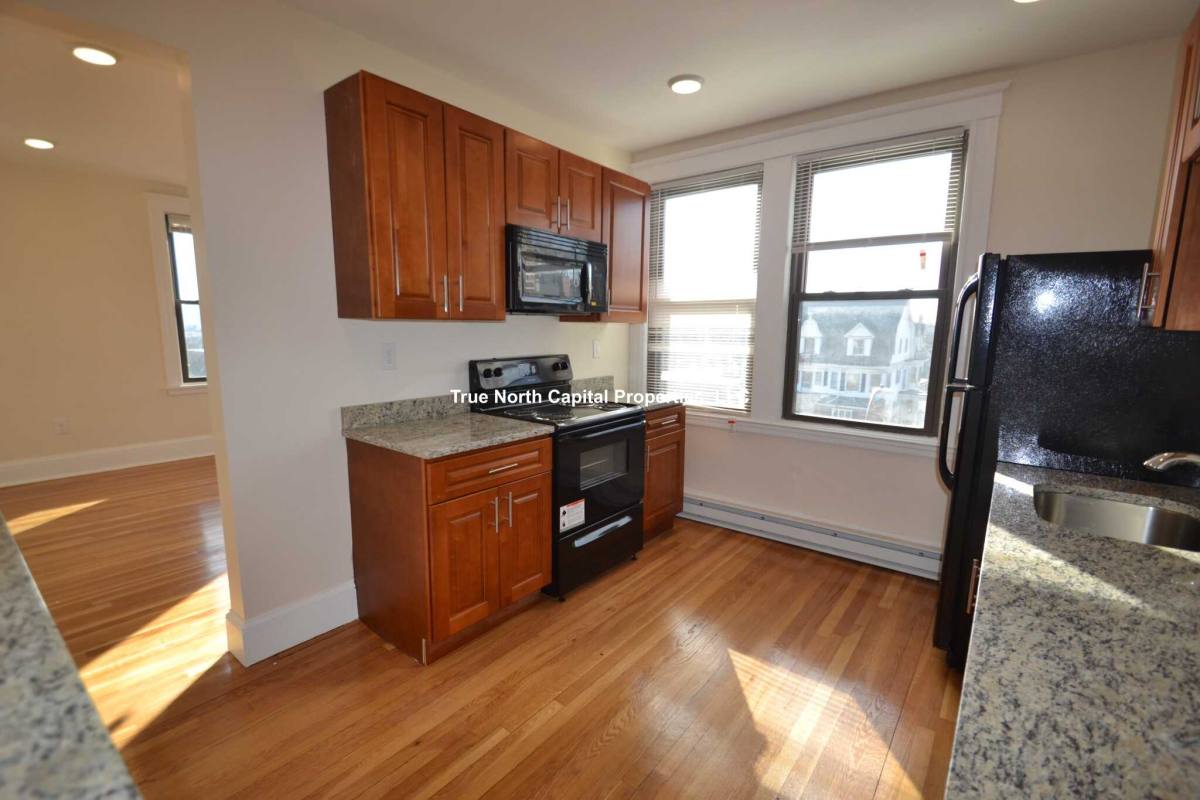 Apartment for rent at 389 Broadway, Somerville, MA 02145