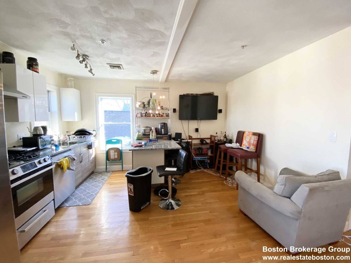 Apartment for rent at 138 Hillside St, Roxbury Crossing, MA 02120
