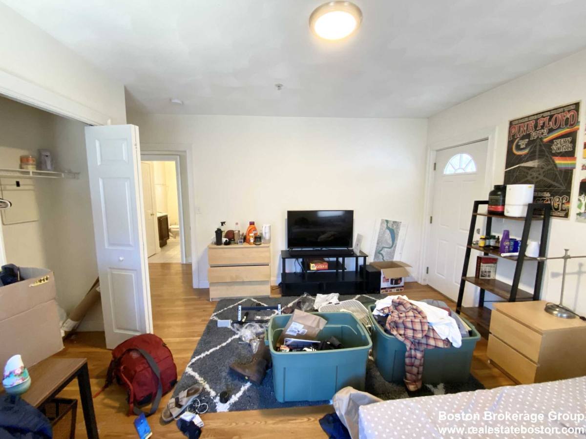 Apartment for rent at 138 Hillside St, Roxbury Crossing, MA 02120