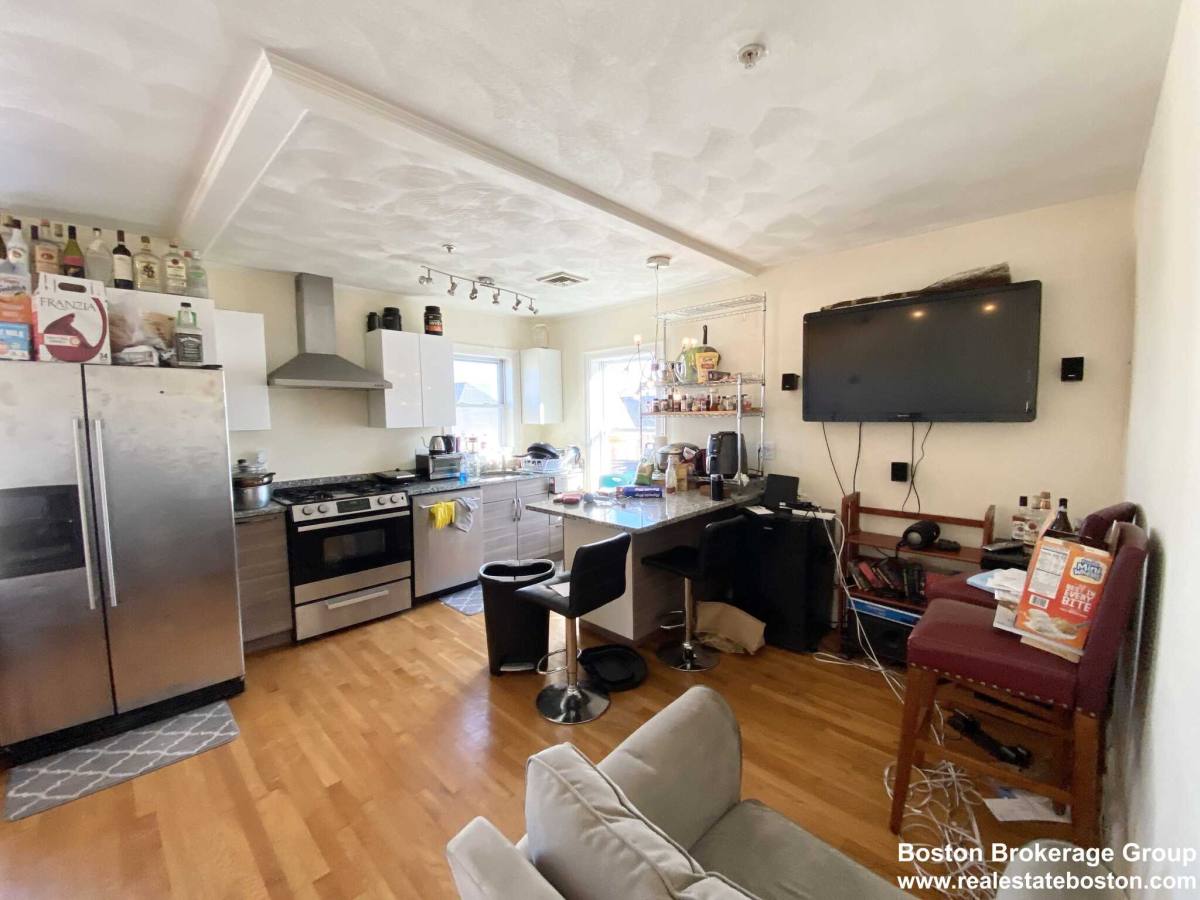 Apartment for rent at 138 Hillside St, Roxbury Crossing, MA 02120