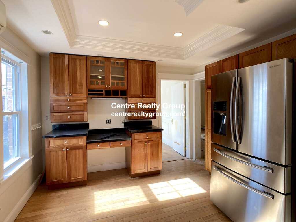Apartment for rent at 135 Westbourne Terrace, Brookline, MA 02446