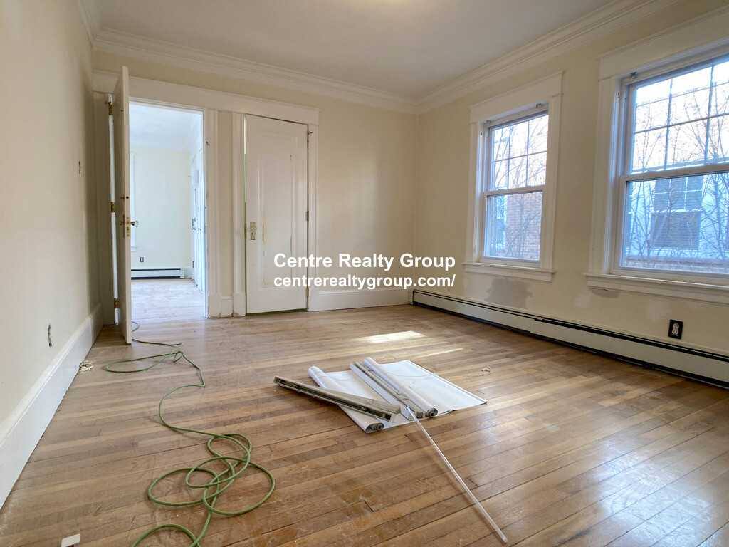 Apartment for rent at 135 Westbourne Terrace, Brookline, MA 02446