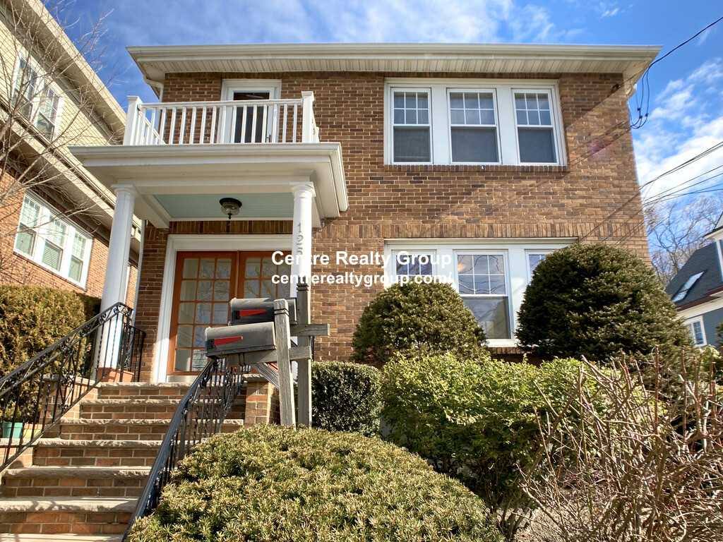 Apartment for rent at 135 Westbourne Terrace, Brookline, MA 02446