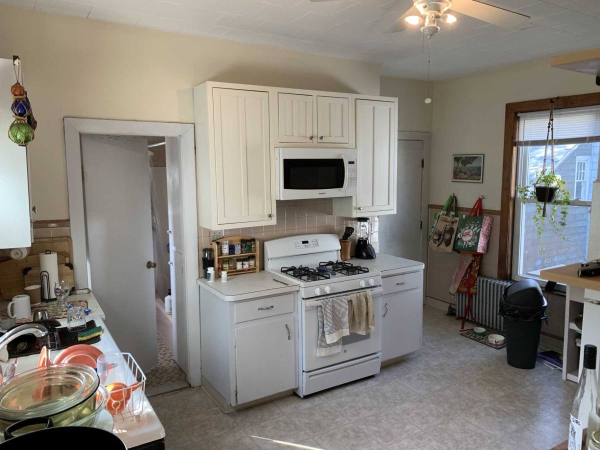 Apartment for rent at 15 Clarendon Ave, Somerville, MA 02144