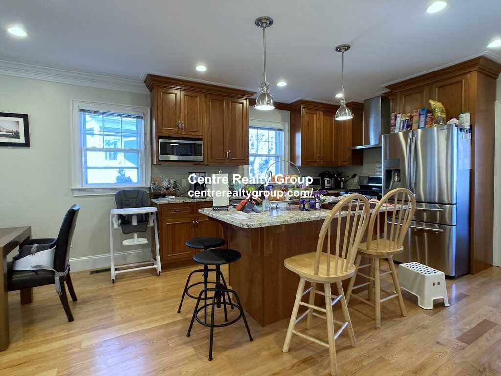 Apartment for rent at 17 Acron Rd, Brookline, MA 02445
