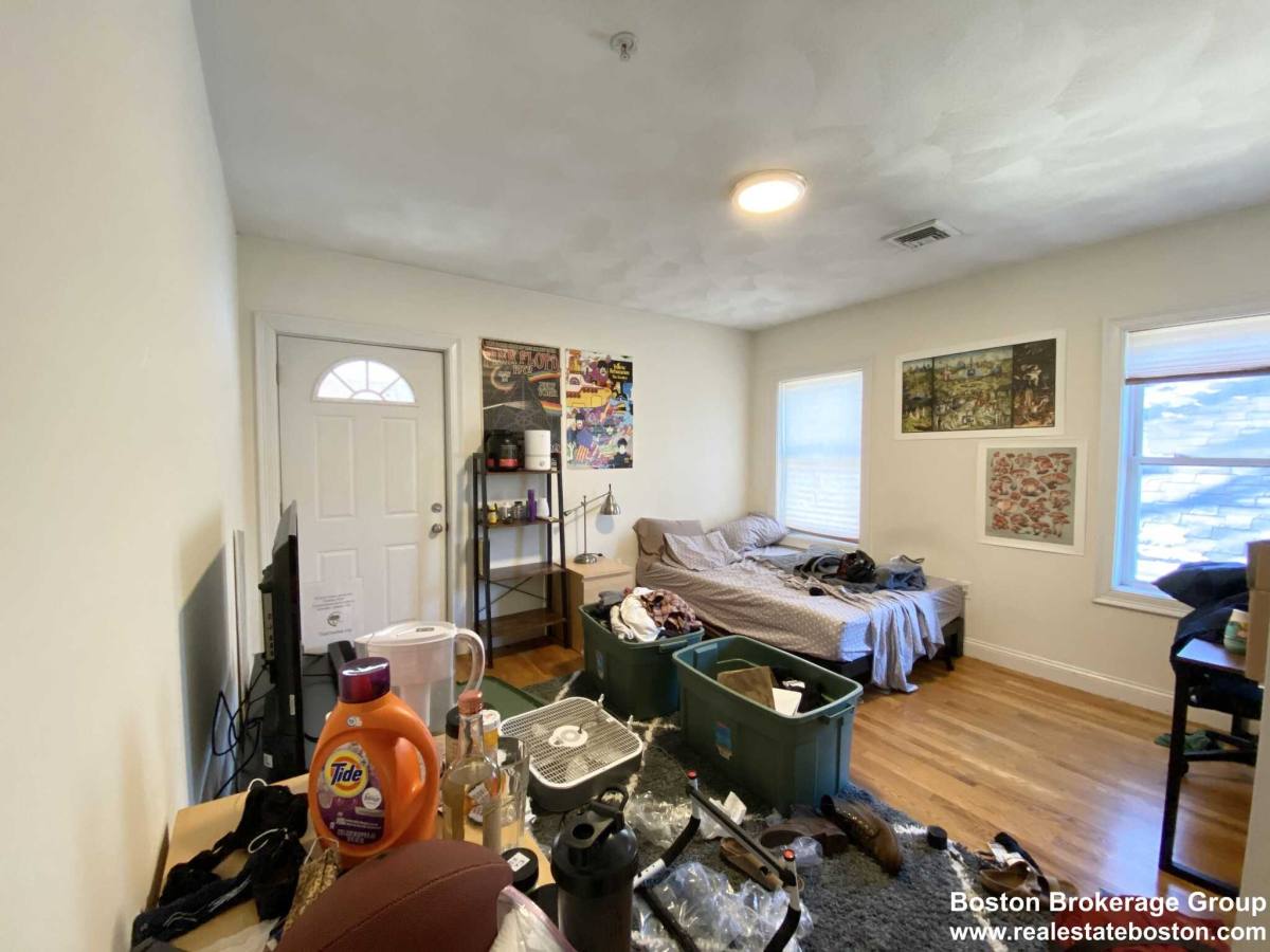 Apartment for rent at 138 Hillside St, Roxbury Crossing, MA 02120