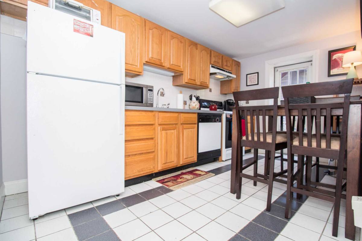 Apartment for rent at 17 Harvard St, Brookline, MA 02445
