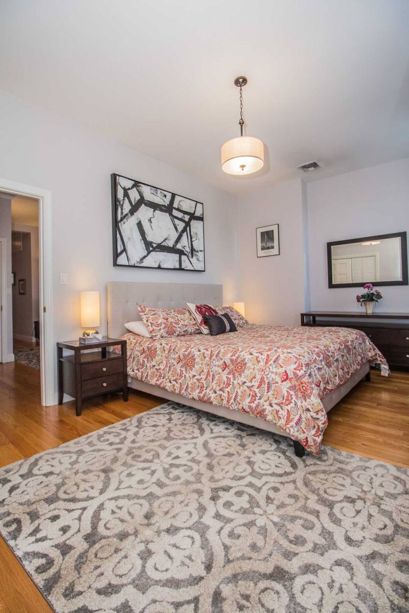 Apartment for rent at 17 Harvard St, Brookline, MA 02445