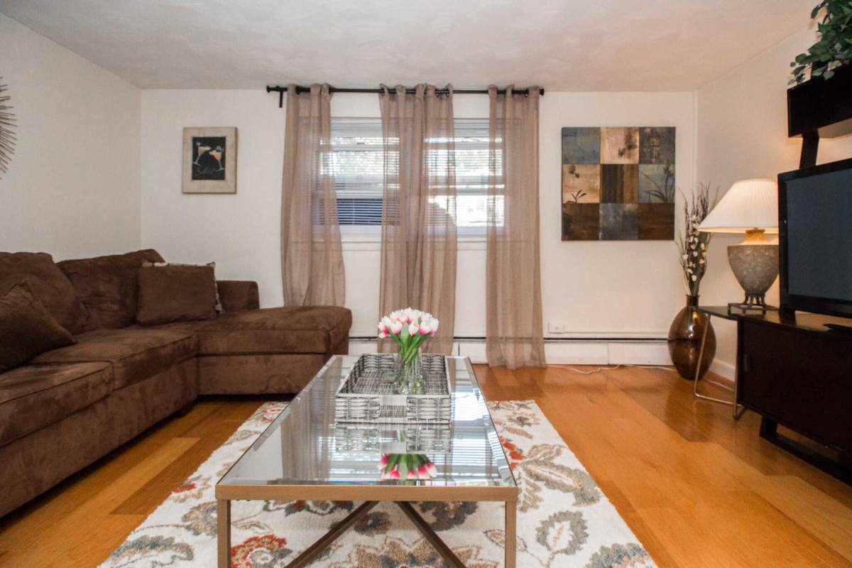 Apartment for rent at 89 Chestnut St, Brookline, MA 02445