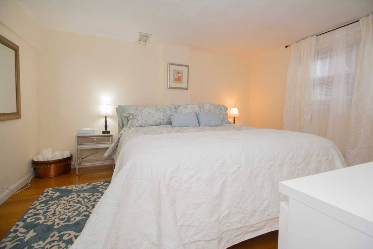 Apartment for rent at 89 Chestnut St, Brookline, MA 02445