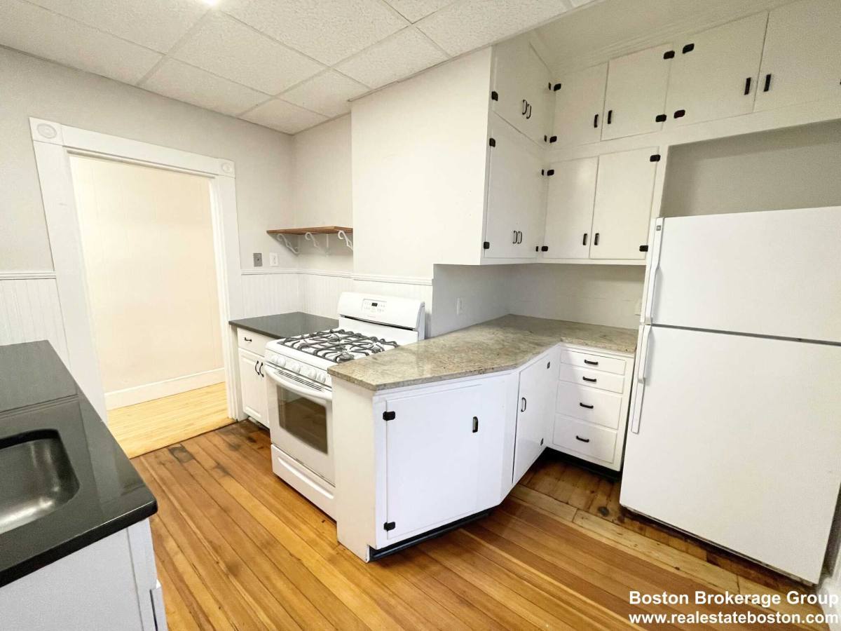 Apartment for rent at 32 Parker Hill Ave, Roxbury Crossing, MA 02120