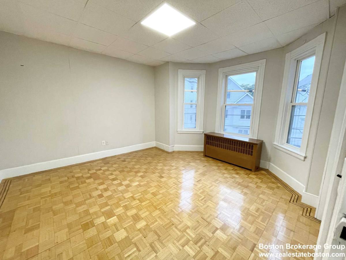 Apartment for rent at 32 Parker Hill Ave, Roxbury Crossing, MA 02120