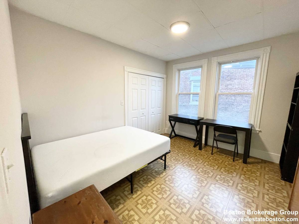 Apartment for rent at 32 Parker Hill Ave, Roxbury Crossing, MA 02120