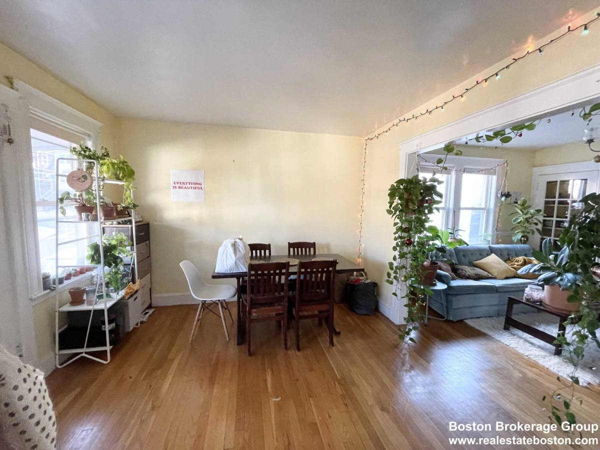 Apartment for rent at 16 Mission St, Boston, MA 02115
