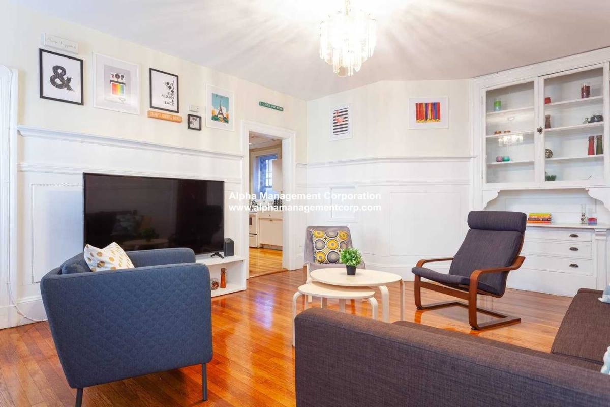 Apartment for rent at 1257 Beacon St, Brookline, MA 02446