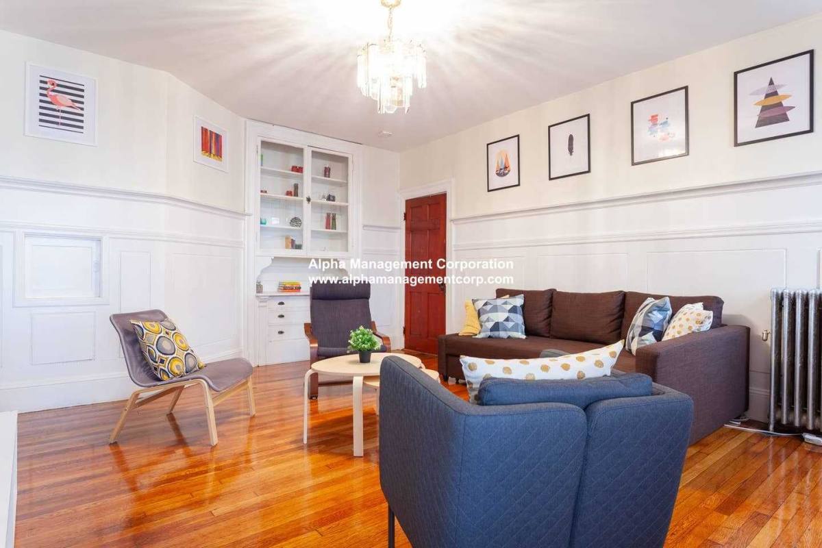 Apartment for rent at 1257 Beacon St, Brookline, MA 02446