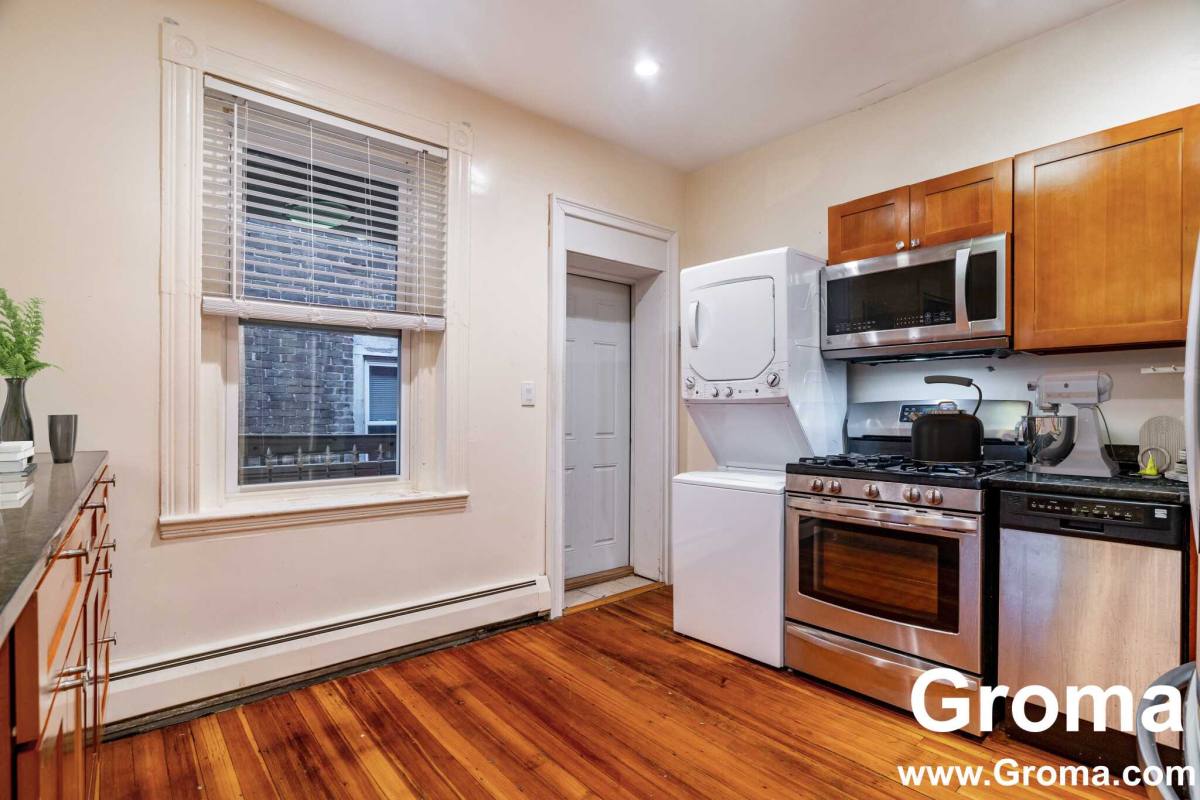 Apartment for rent at 136 Day St, Jamaica Plain, MA 02130
