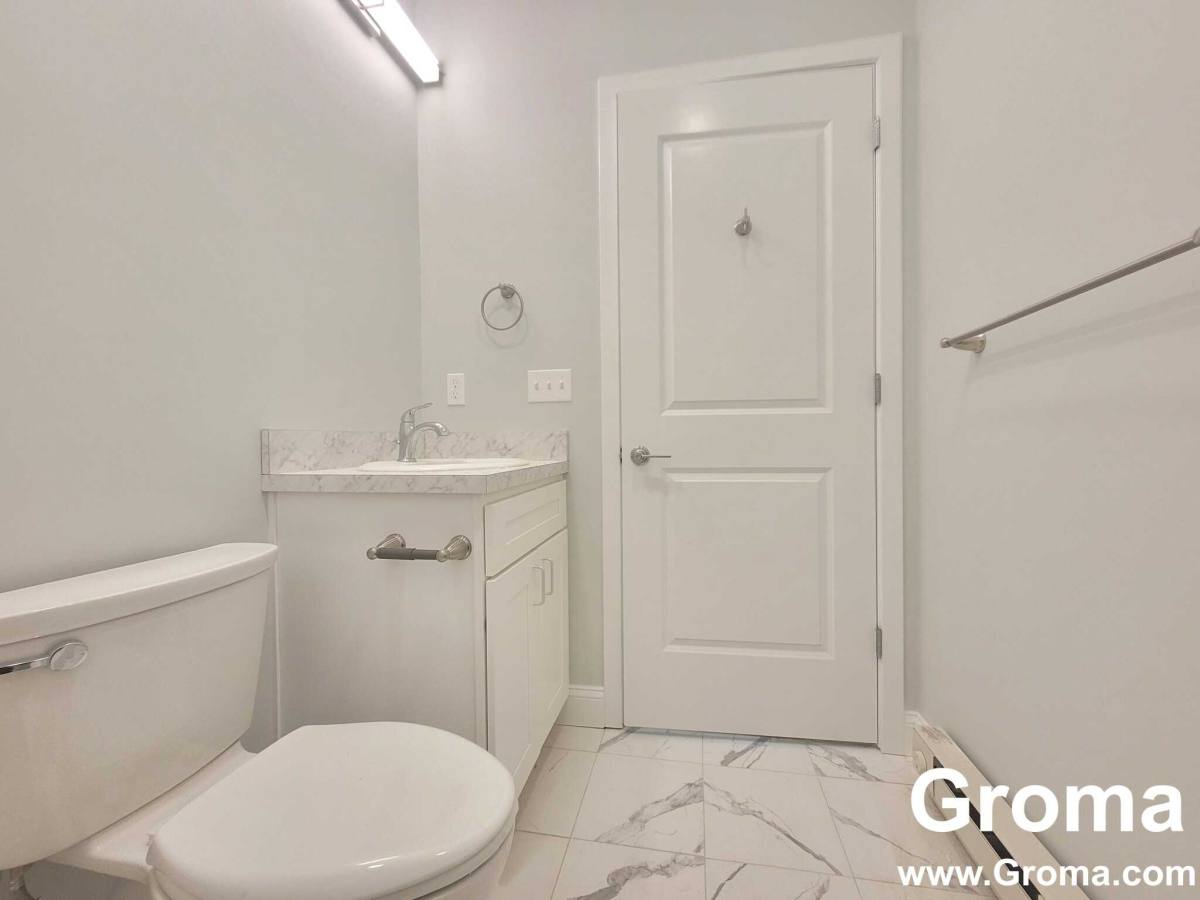 Apartment for rent at 344 Warren St, Roxbury, MA 02119