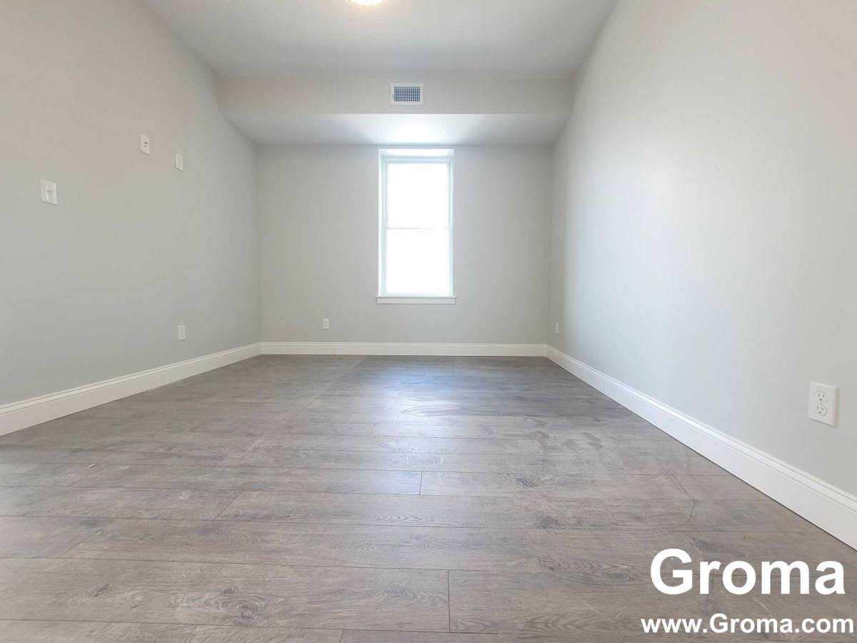 Apartment for rent at 344 Warren St, Roxbury, MA 02119