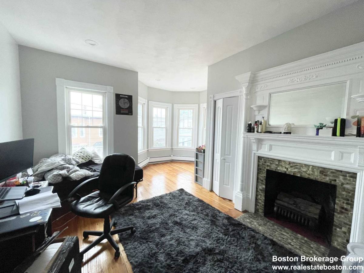 Apartment for rent at 41 Falcon St, East Boston, MA 02128