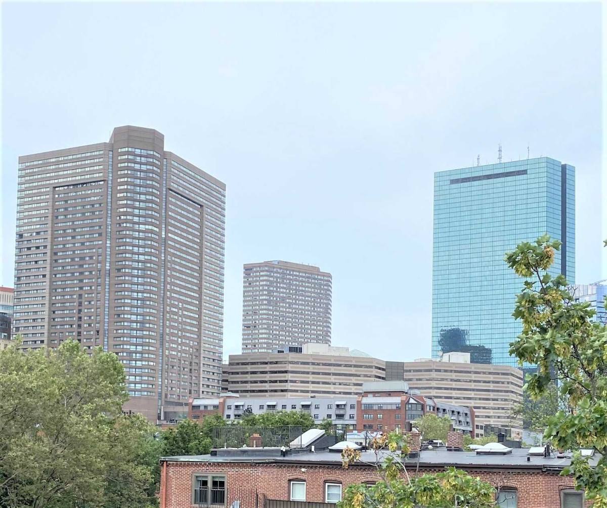 Apartment for rent at 219 W Newton St, Boston, MA 02116