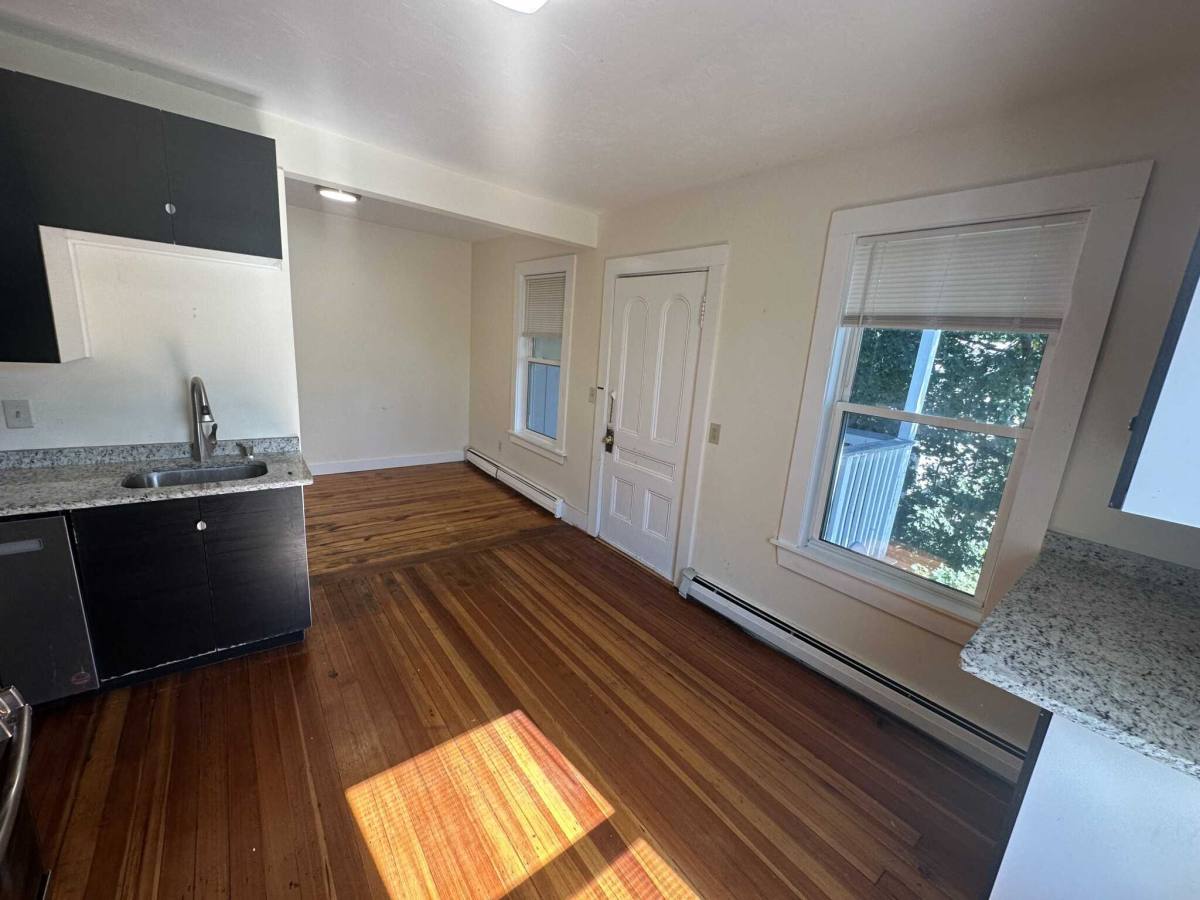 Apartment for rent at 76 Pleasant St, Cambridge, MA 02139