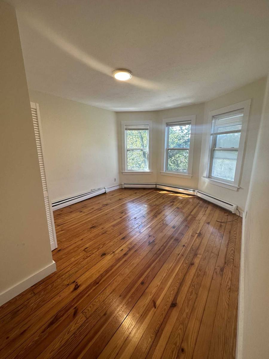 Apartment for rent at 76 Pleasant St, Cambridge, MA 02139