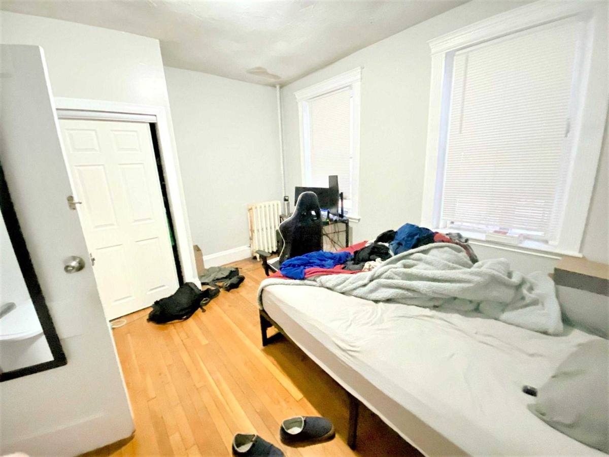 Apartment for rent at 451 Park Dr, Boston, MA 02215