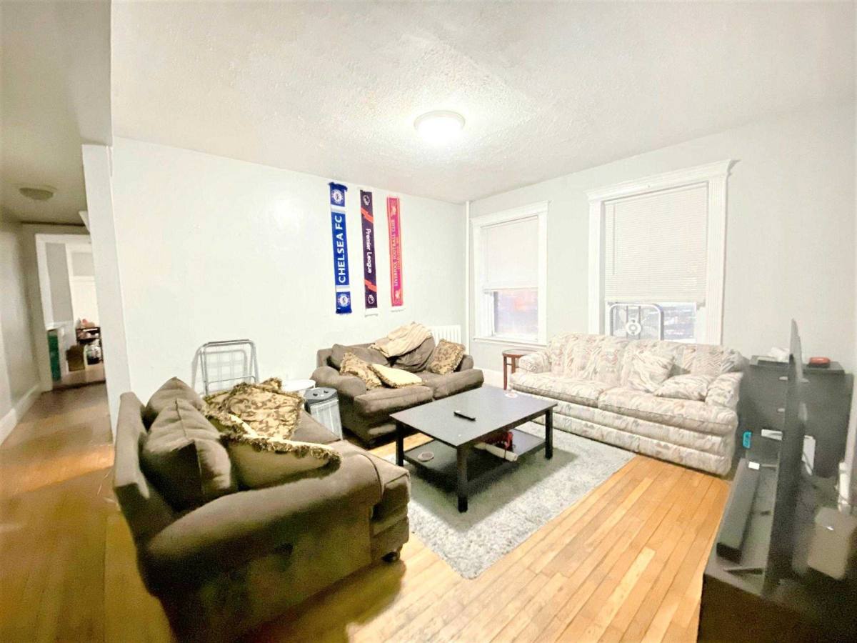 Apartment for rent at 451 Park Dr, Boston, MA 02215