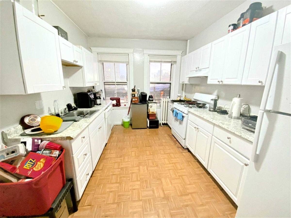 Apartment for rent at 451 Park Dr, Boston, MA 02215