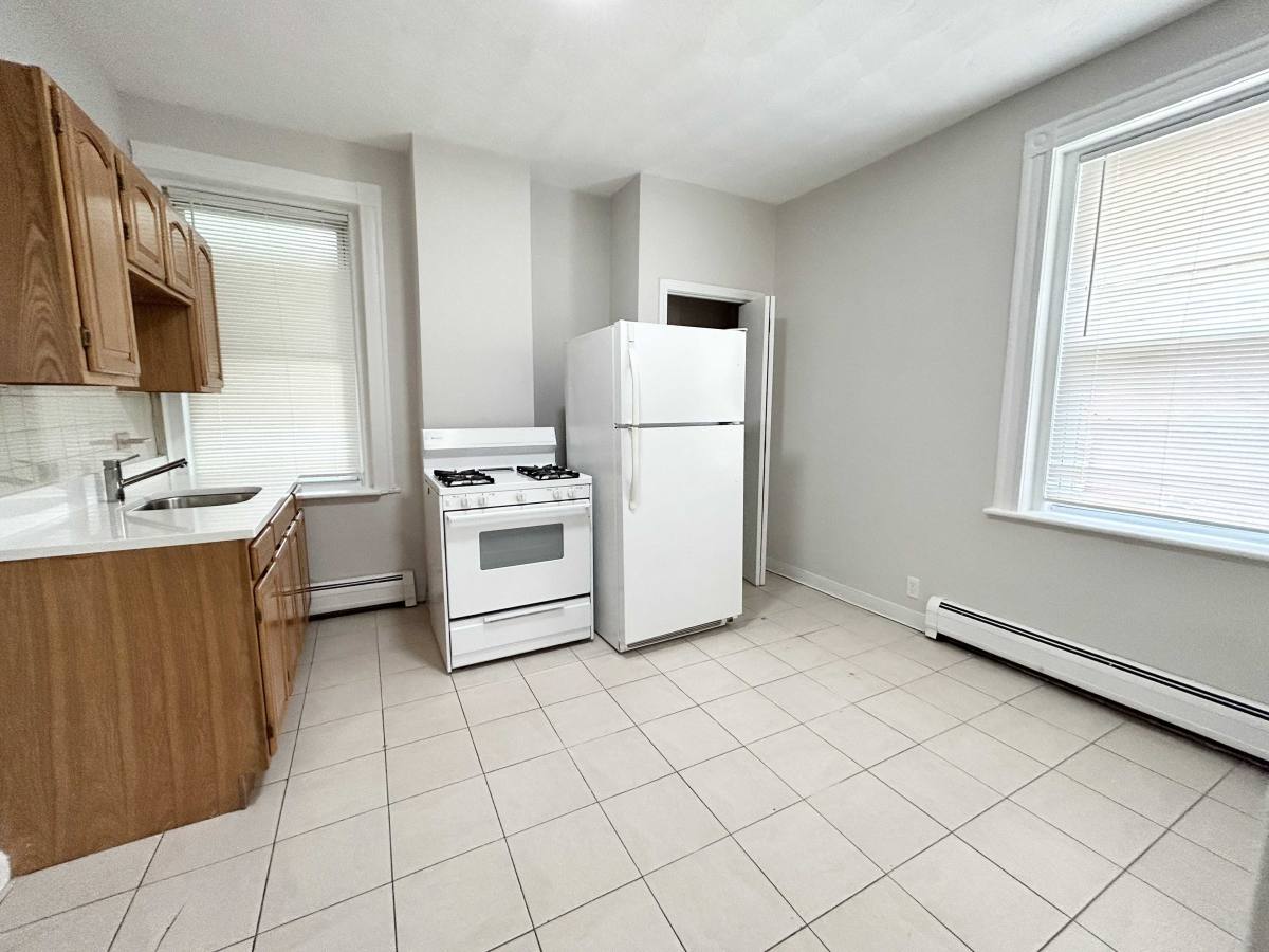 Apartment for rent at 168 Gove St, East Boston, MA 02128