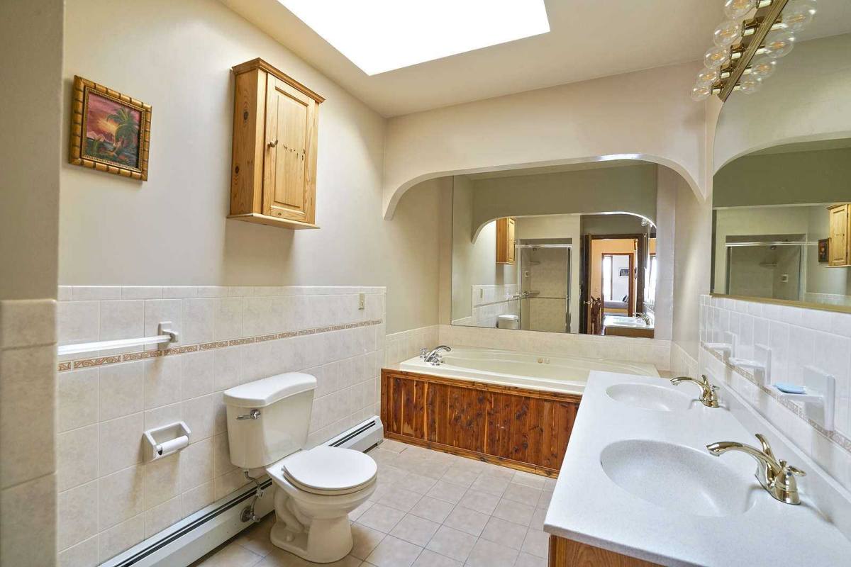Apartment for rent at 11 Centre St Terrace, Roxbury, MA 02119