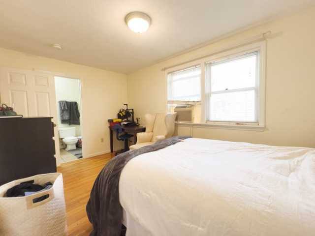 Townhouse for rent at 40 Lawn St, Jamaica Plain, MA 02130
