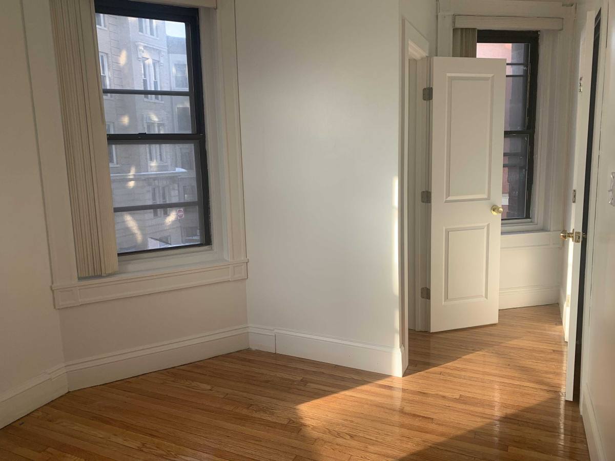 Apartment for rent at 96 Westland Ave, Boston, MA 02115